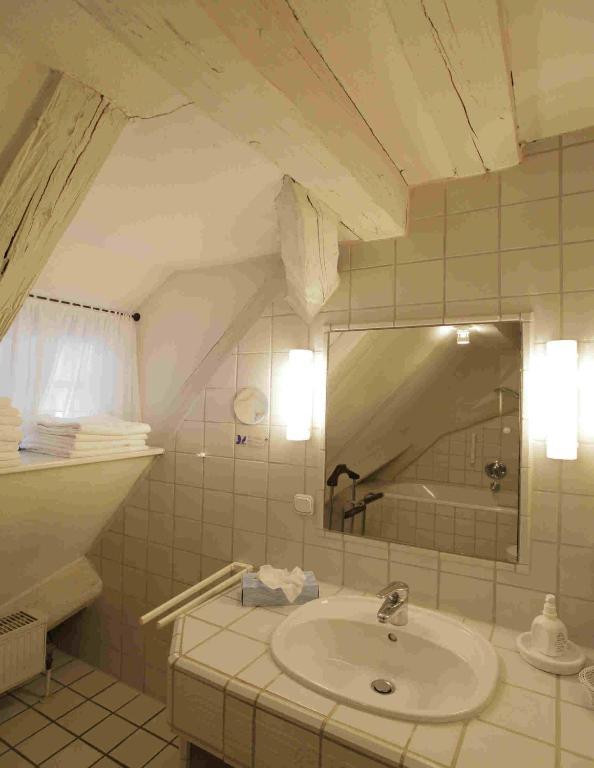 Hotel Weisses Ross Дінкельсбюль Екстер'єр фото